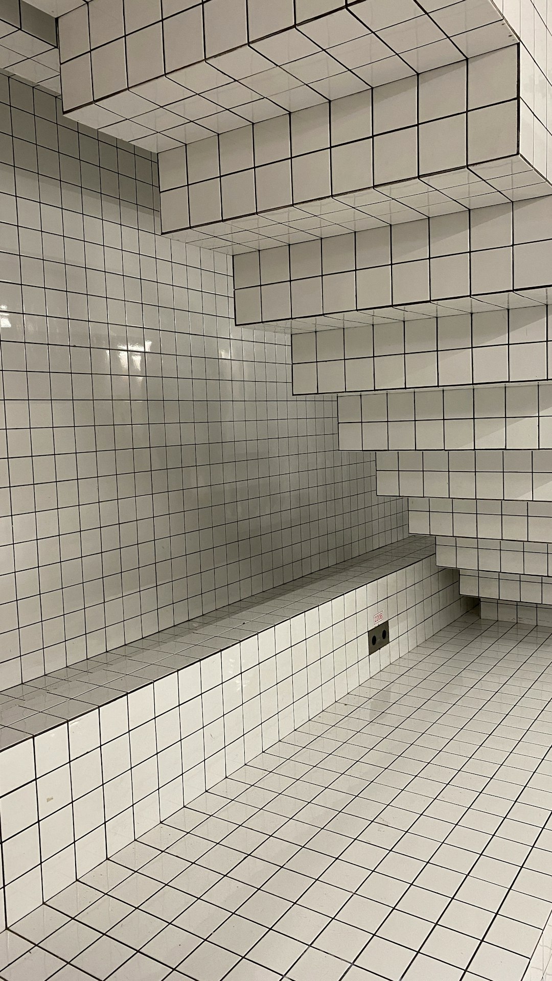 White tiles interior белая плитка интерьер stairs лестница